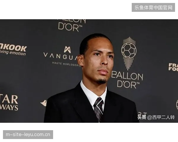 荷兰队将利用范戴克和廷贝尔的防守组合限制日本技术流渗透，上演一场典型的力量与技术的战术博弈